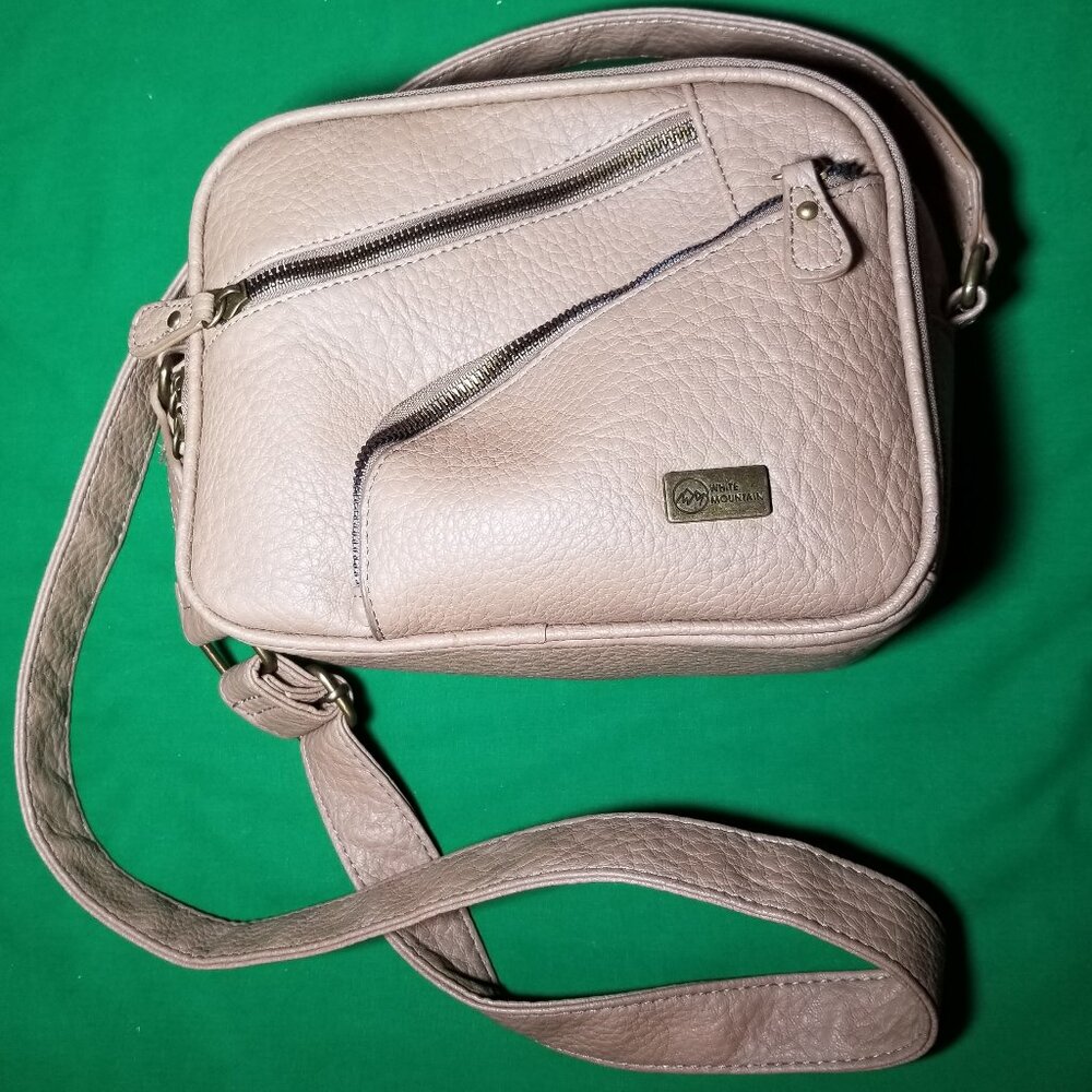 White Mountain Crossbody Bag Purse Tan Pebbled Double Zip Front Pocket Retro